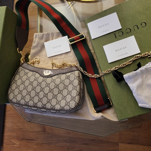 Authentic Gucci Ophidia GG Small Handbag - Picture 4 of 13